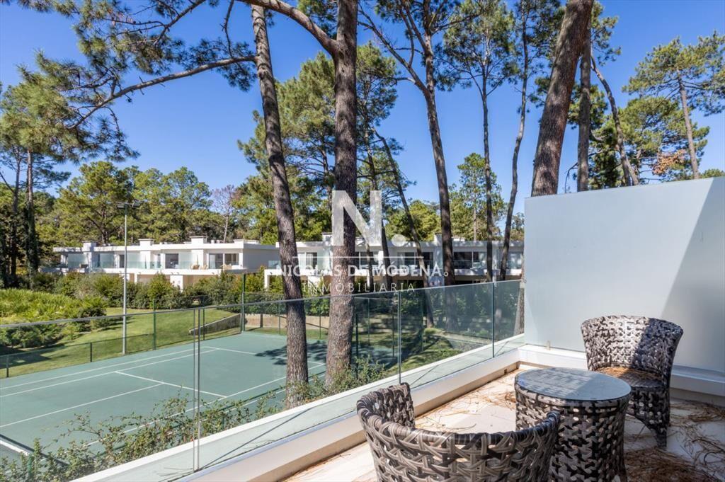 En venta apartamento en Punta Ballena de 4 en
