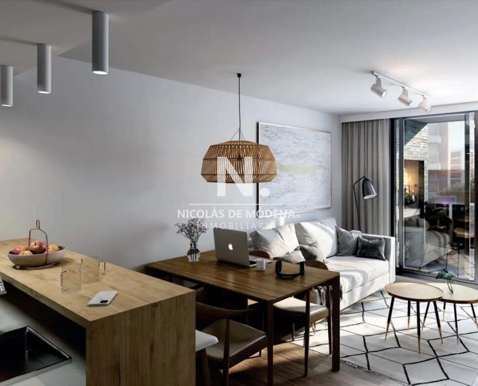Apartamento de 2 Dormitorios al Frente con en