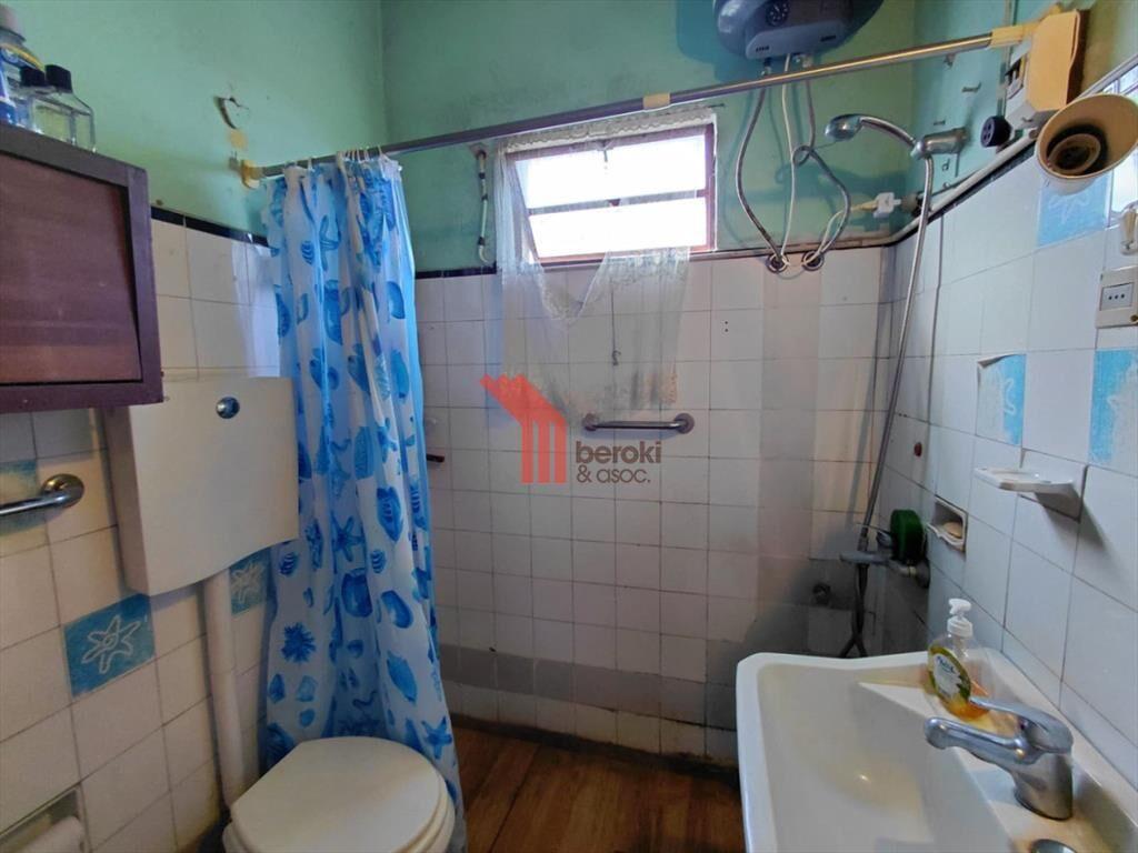 Venta casa con apartamento al fondo y local al frente, Conc