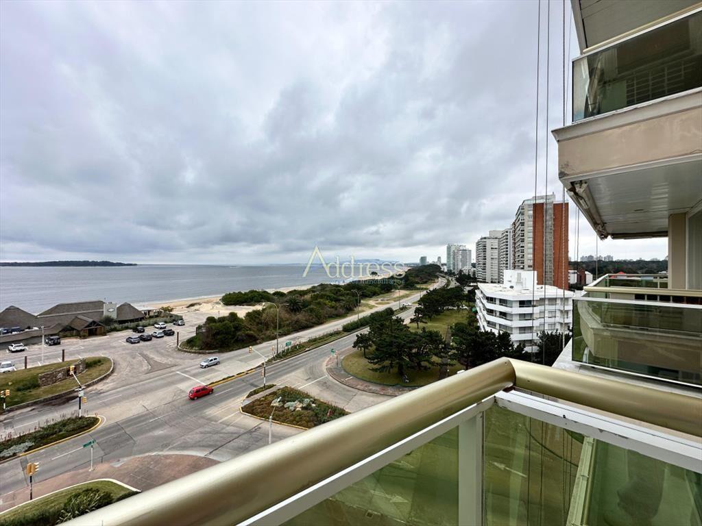 Venta y alquiler de apartamento de 3 dormitorios
