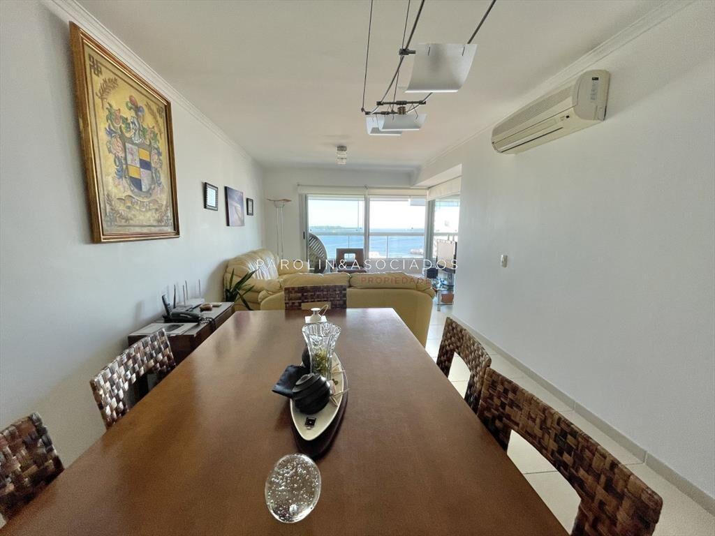 Apartamento en venta de 2 dormitorios en Mansa, Punta del E