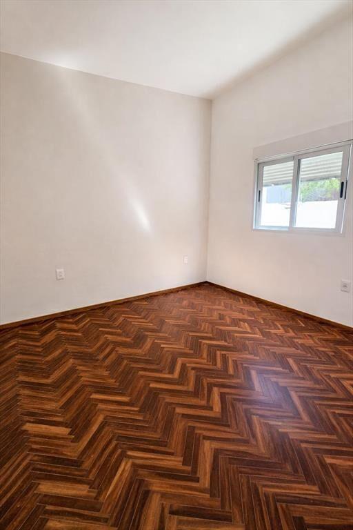 Alquiler de apartamento de 1 dormitorio, planta baja- Carra