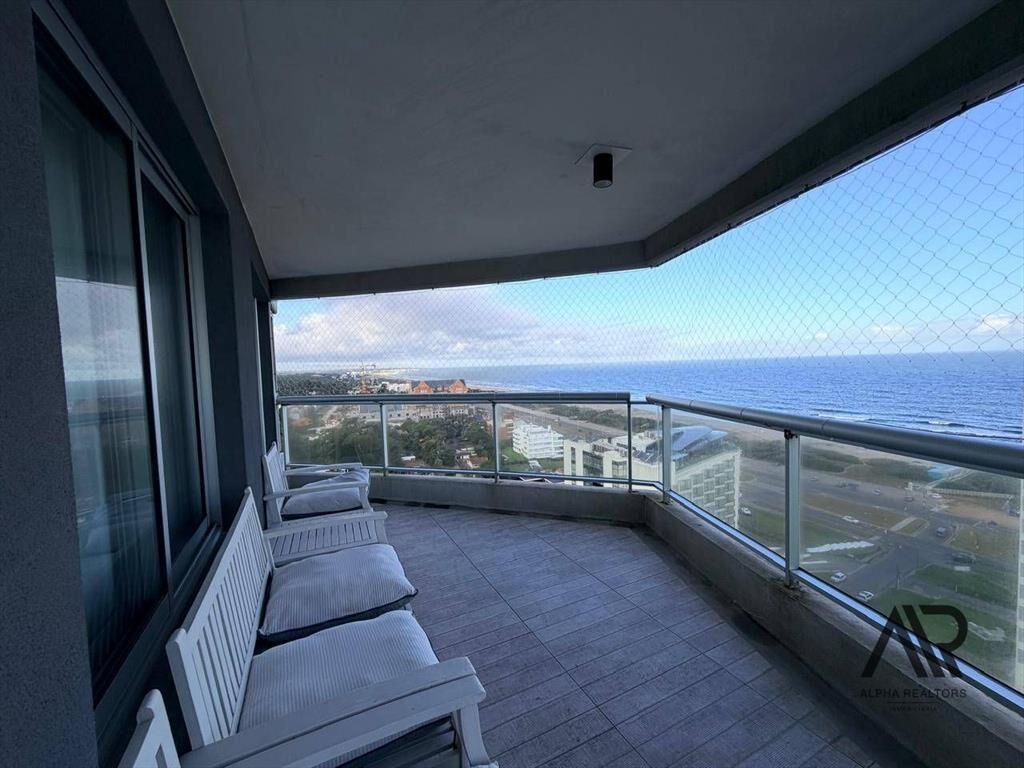 Apto en venta 3 dormitorios c/ dep vista al mar en Aidy ...