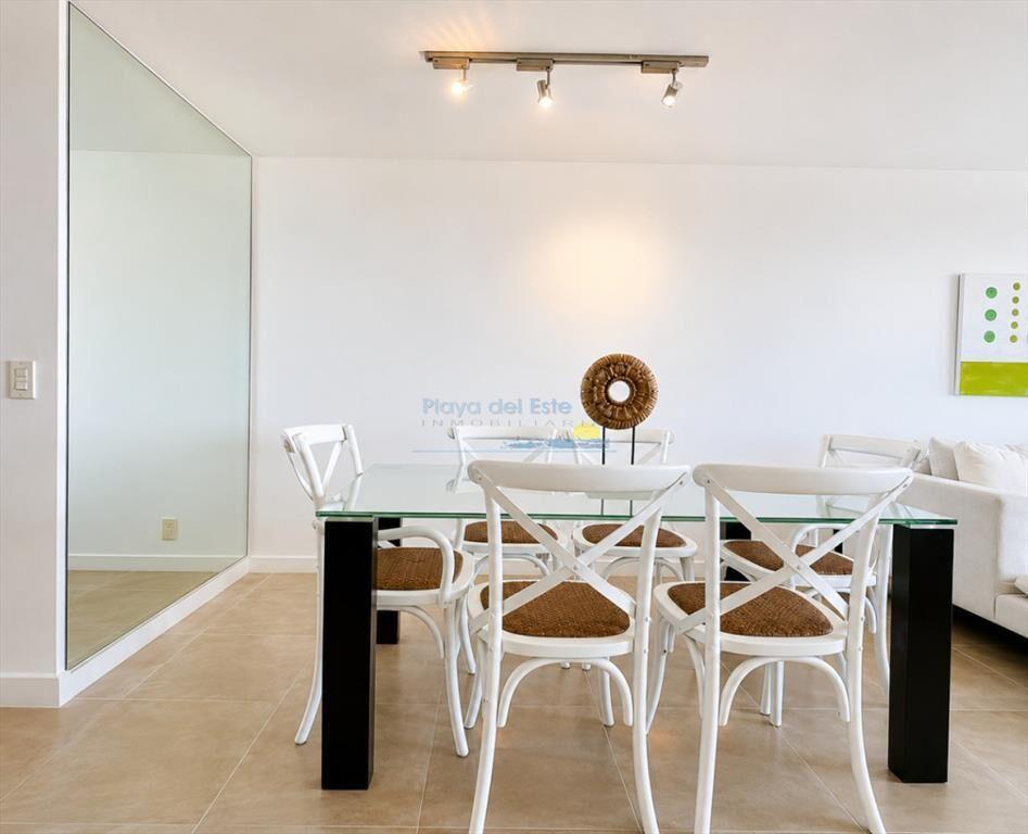 Apartamento de 2 Dormitorios con Vista al Mar y