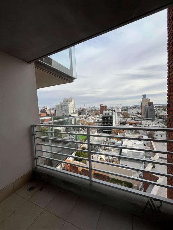Venta Apartamento De 2 Dormitorios En Tres Cruces