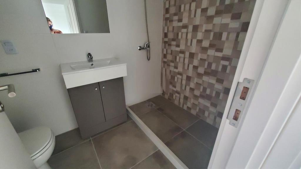 Apartamento - A la venta con renta en Av. Agraciada, 1 dorm