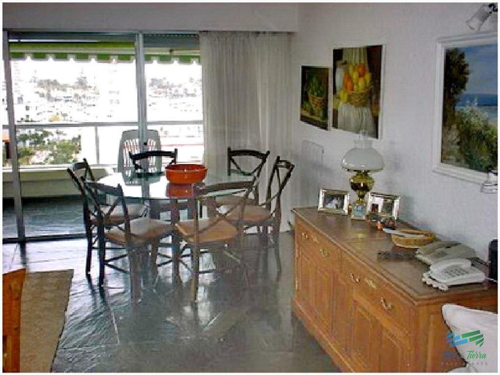 Apartamento en Peninsula, 2 dormitorios *