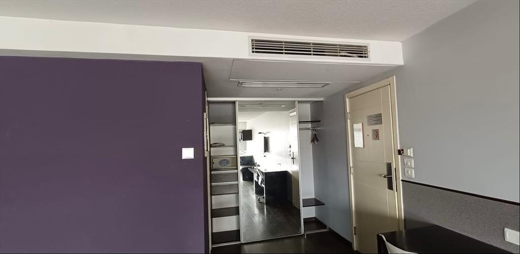 ALQUILER MONOAMBIENTE AMUEBLADO ,PISO ALTO PUNTA CARRETAS