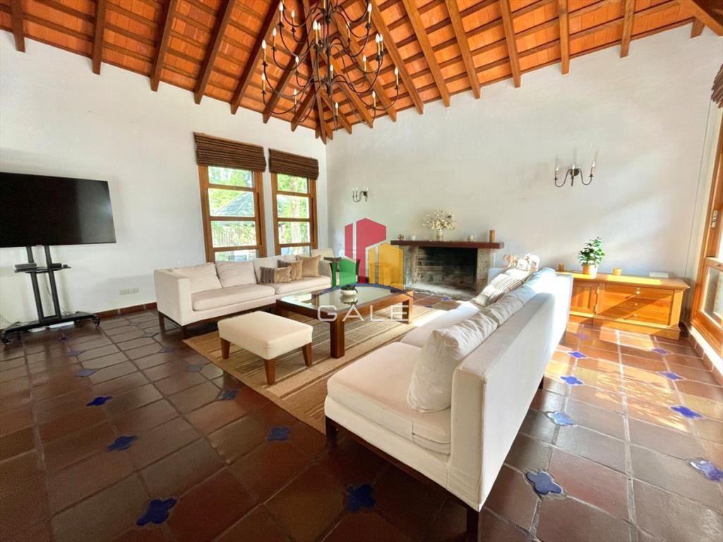 Chalet en San Rafael - Venta y Alquiler