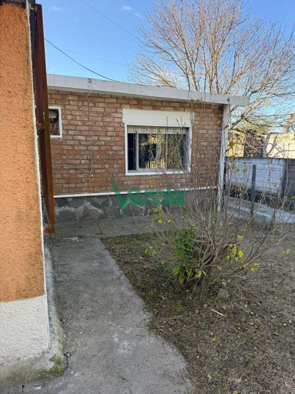 Se venden 2 casas en Barros Blancos, casi ideal o