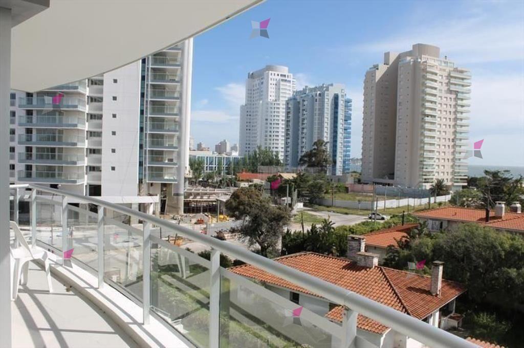 VENTA DE APARTAMENTO DE 2 DORMITORIOS EN SUNRISE TOWER PUNT