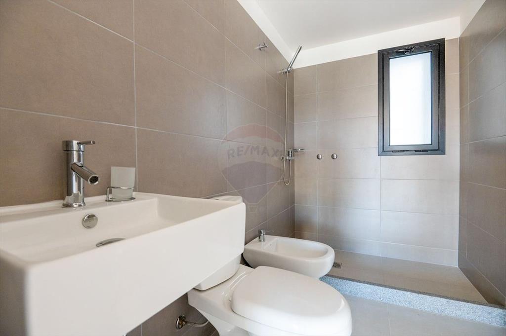 VENTA DEPARTAMENTO 2 DORM GARAGE RENTADO AGUADA
