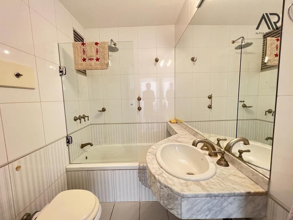 Apartamento en venta c/ cochera en Península