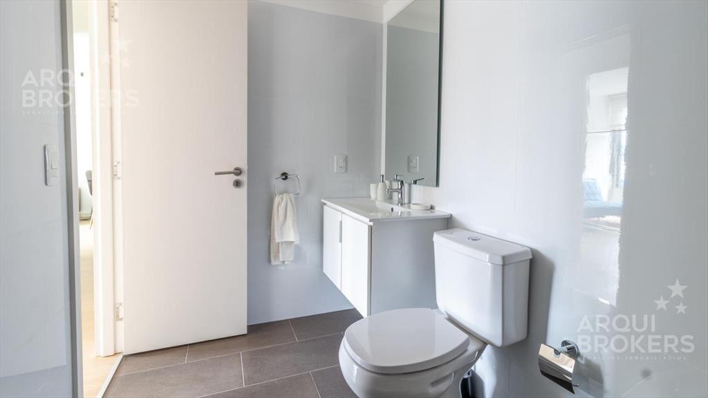 Apartamento de 2 dormitorios en venta en Tres Cruces