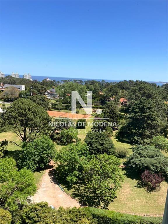 Vende hermoso depto de 3 dormitorios con vista,