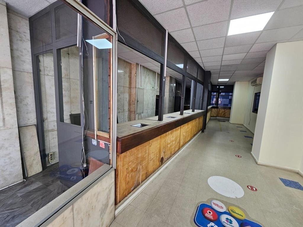 Sarandi y Bartolome Mitre, 270 m2, 6 mts de frente !!