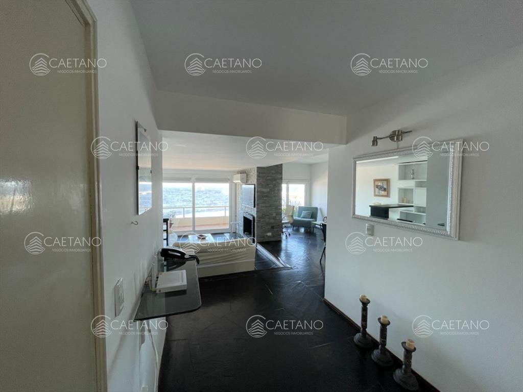 Excelente apartamento en alquiler de 2
