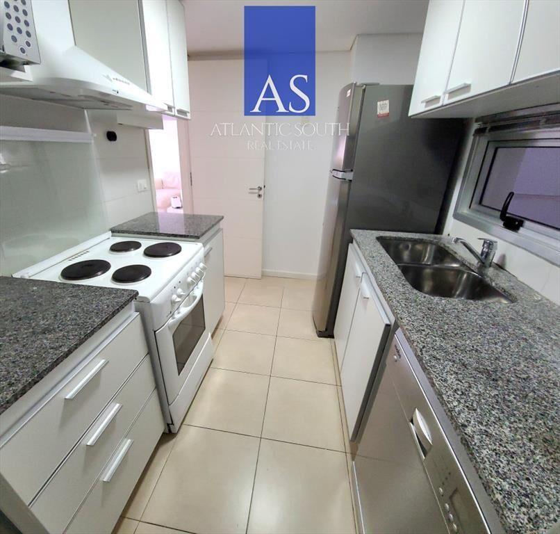 Apartamento de 3 dormitorios 2 baños cochera en