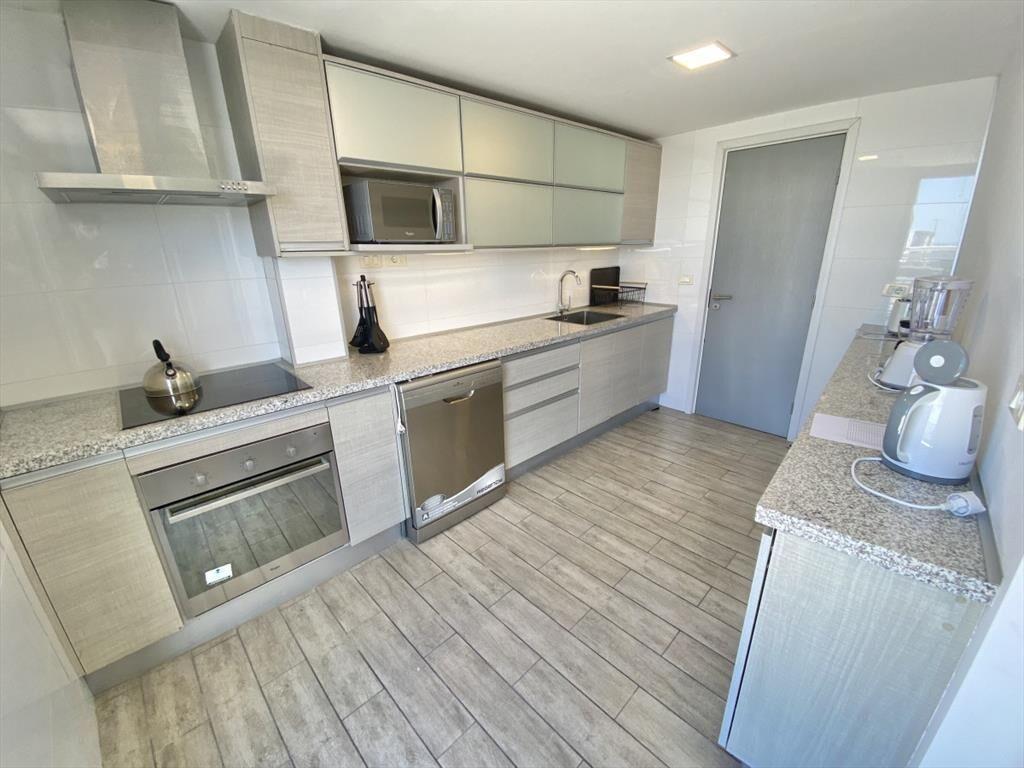 APARTAMENTO EN VENTA 3 DORMITORIOS 3 BAÑOS EN SUITES EN AL
