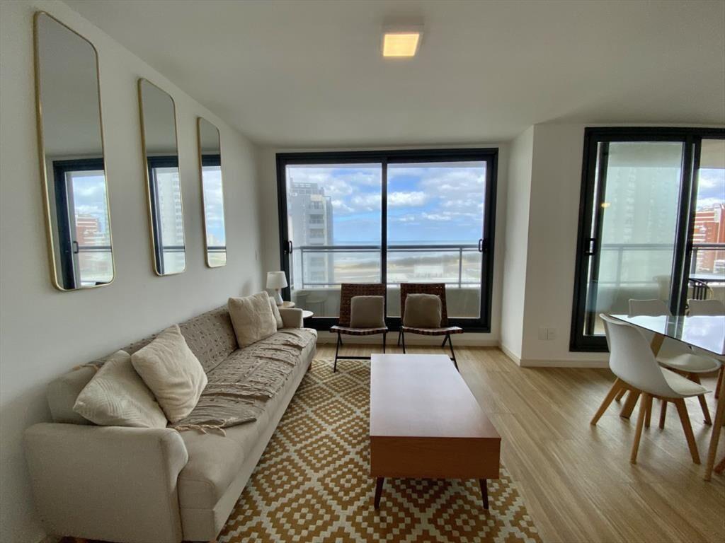 APARTAMENTO EN VENTA DE 2 DORMIOTRIOS EN PUNTA