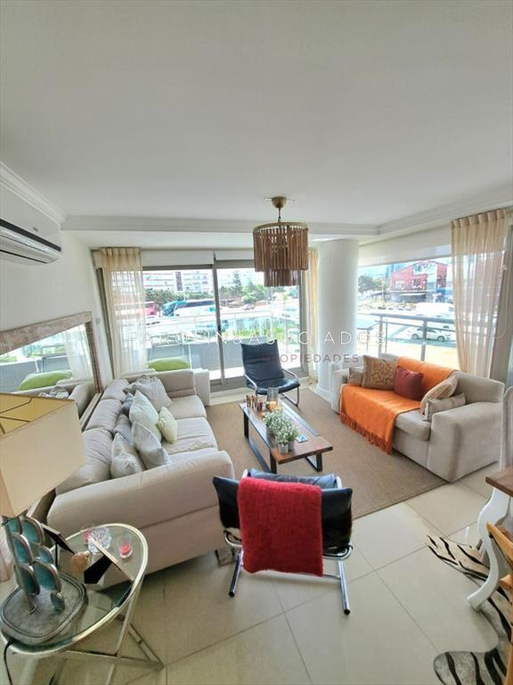Apartamento en venta de 2 dormitorios en Punta