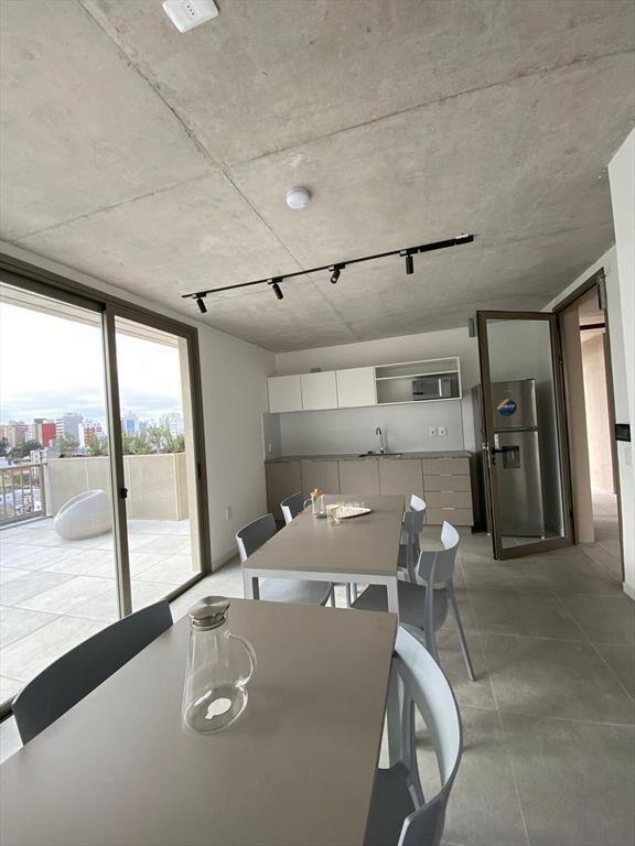 Venta apartamento de dos dormitorios y terraza, a estrenar-