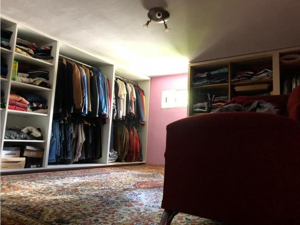 AL485/3 Venta Casa 3 Dorm, Perez Castellanos cochera/parrill