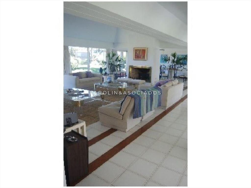 Casa en venta de 4 dormitorios en el Golf, Punta