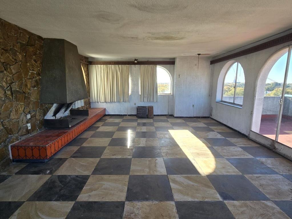 De categoría, penthouse, duplex, 3 garajes!!