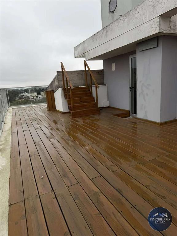 Apartamento en alquiler c/ cochera en Buceo