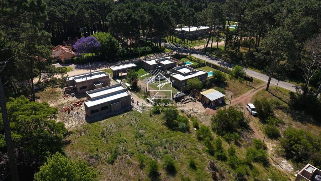 Casa a estrenar en Parque Burnett U$S 325.000