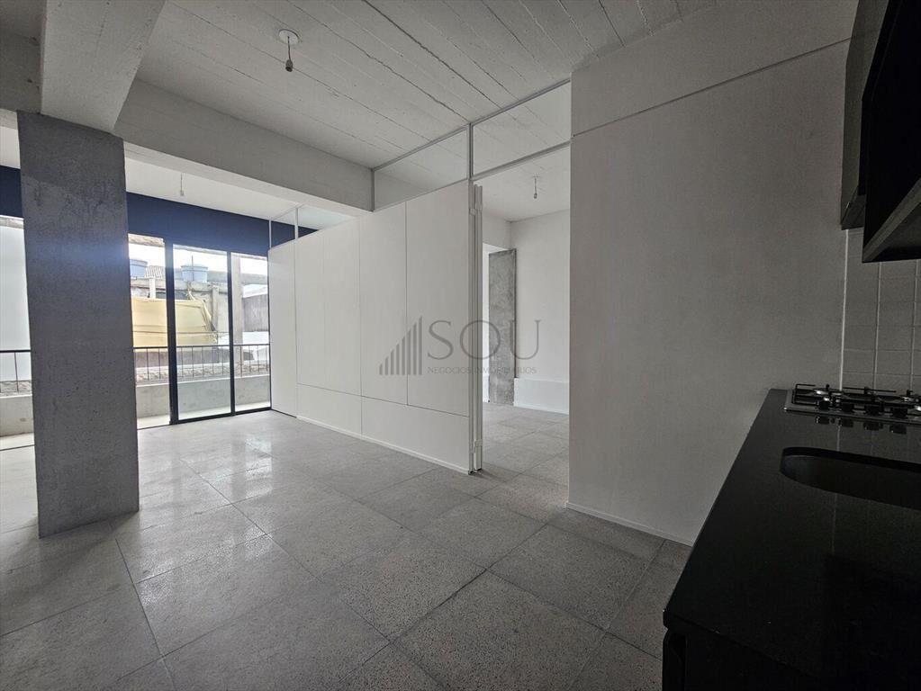 VENTA APARTAMENTO 1 DORMITORIO CON PATIO Y AZOTEA CON RENTA