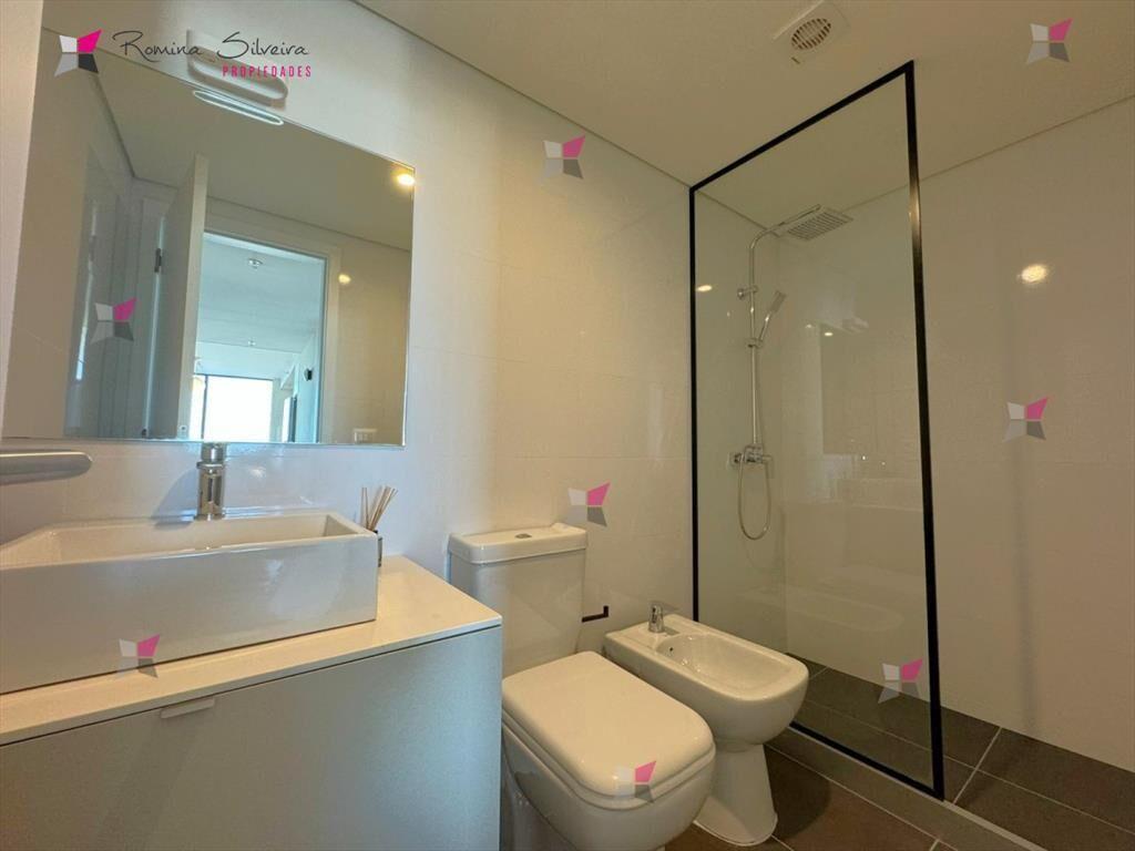 APARTAMENTO EN VENTA 3 DORMITORIOS EDIFICIO