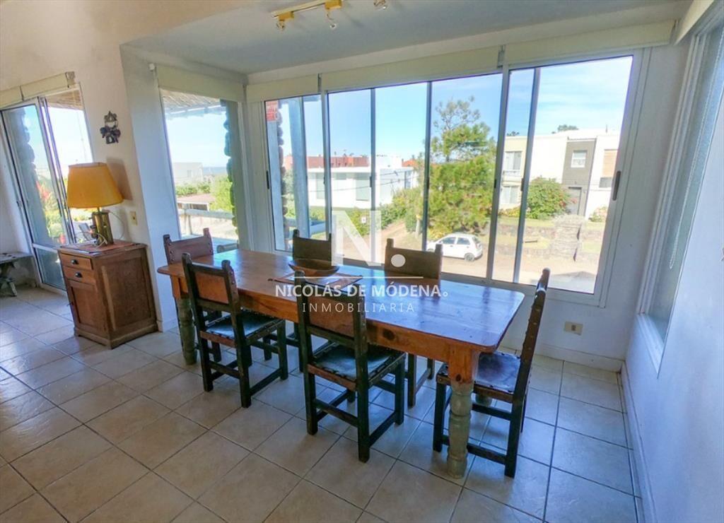 En venta casa de 3 dormitorios en Tio Tom, Punta Ballena.