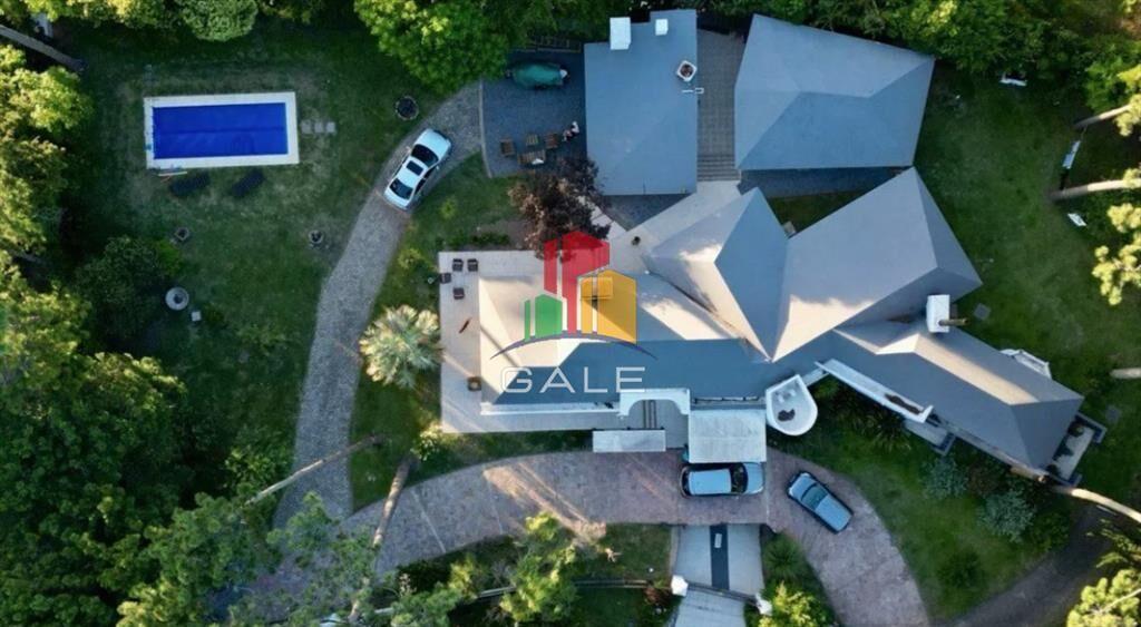 Vende espectacular casa en Lugano de 3 con y