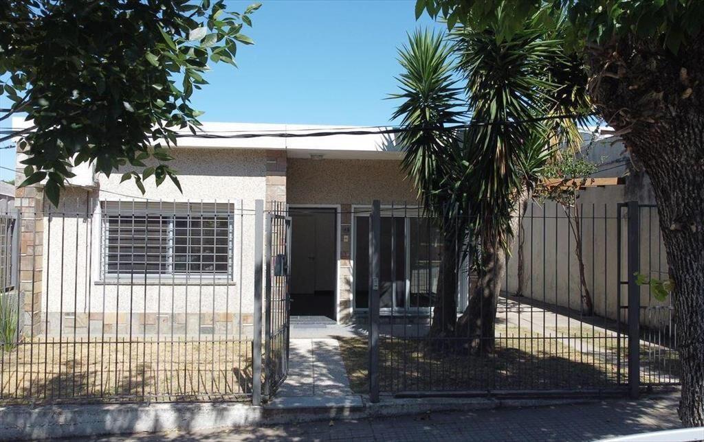 Venta Casa 2 Dormitorios a metros del Centro