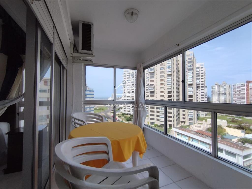 Alquiler de apartamento de 3 dormitorios en Punta del Este