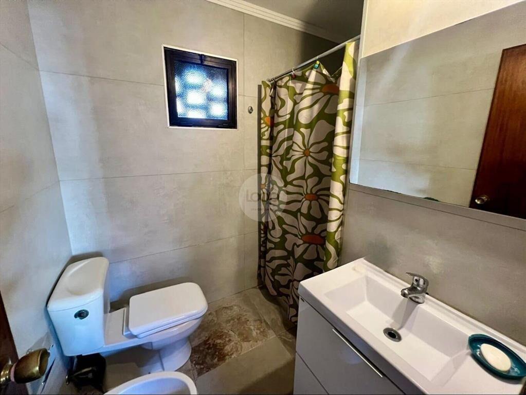 Venta Casa 3 Dormitorios, garaje y fondo en Malvín Sur