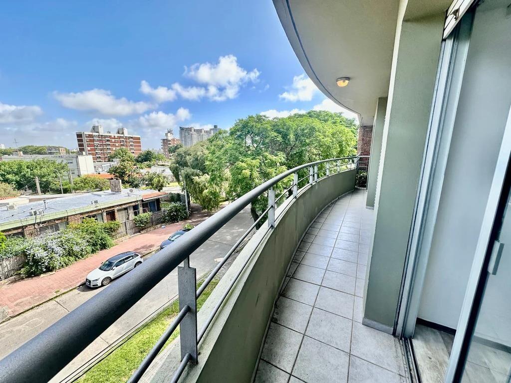 Venta Apartamento 2 Dormitorios Al frente con Renta Malvin
