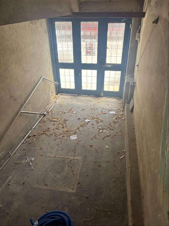 Alquiler Deposito Cordón 2 Baños Garaje primer piso escaler