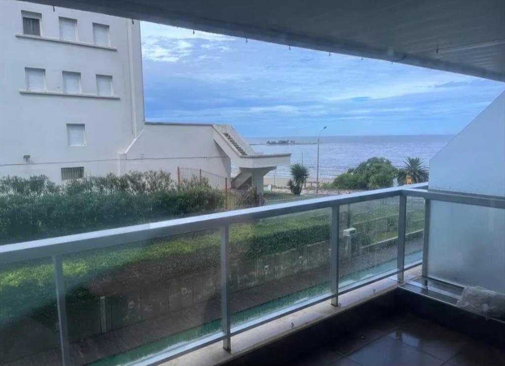 Venta Apartamento Dos Dormitorios con Renta en Malvín
