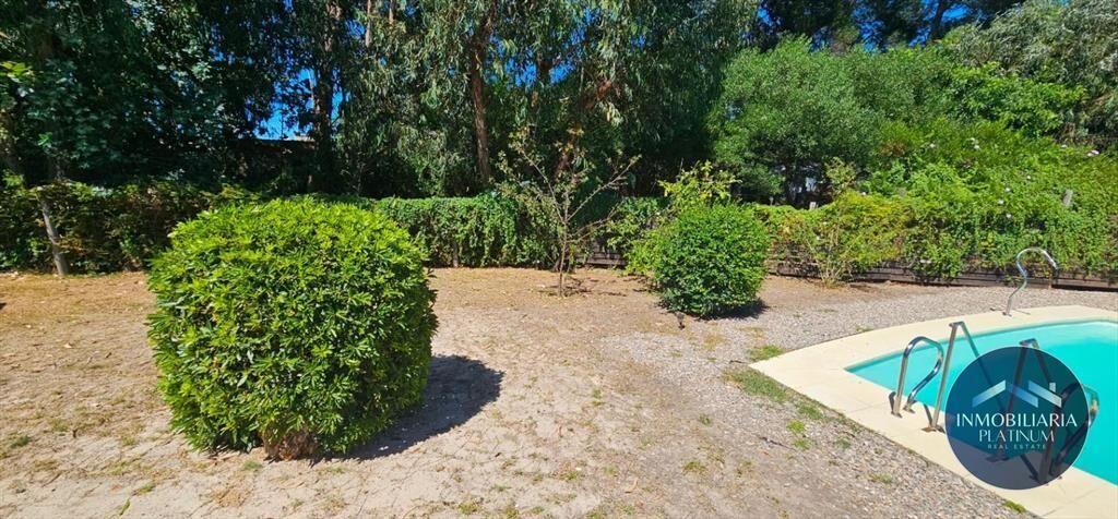 Venta dos casas mismo padron, 3dormitorios, La Floresta.