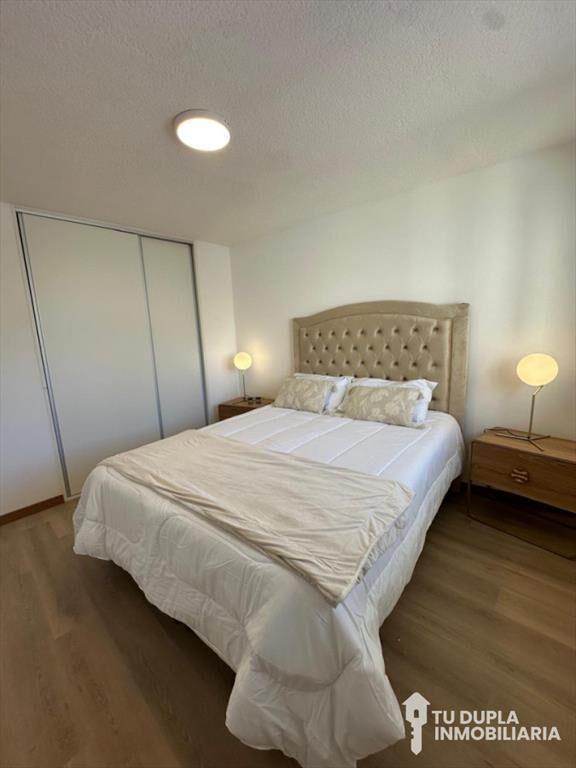 Alquiler apartamento amueblado con garaje