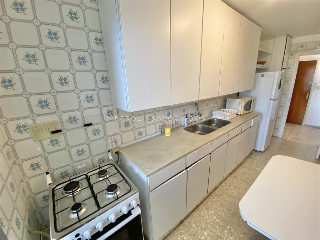 DEPARTAMENTO DE 3 DORMITORIOS EN PENINSULA, PUNTA DEL ESTE