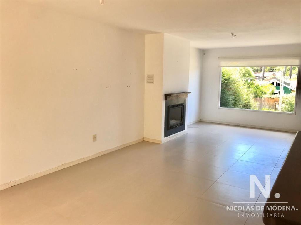 VENTA DE CASA DE 3 DORMITORIOS EN JARDINES DE CORDOBA PUNTA