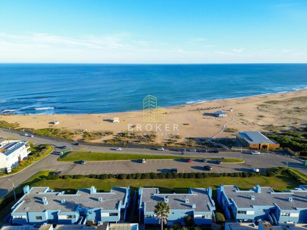 Venta terreno punta del este barrio privado