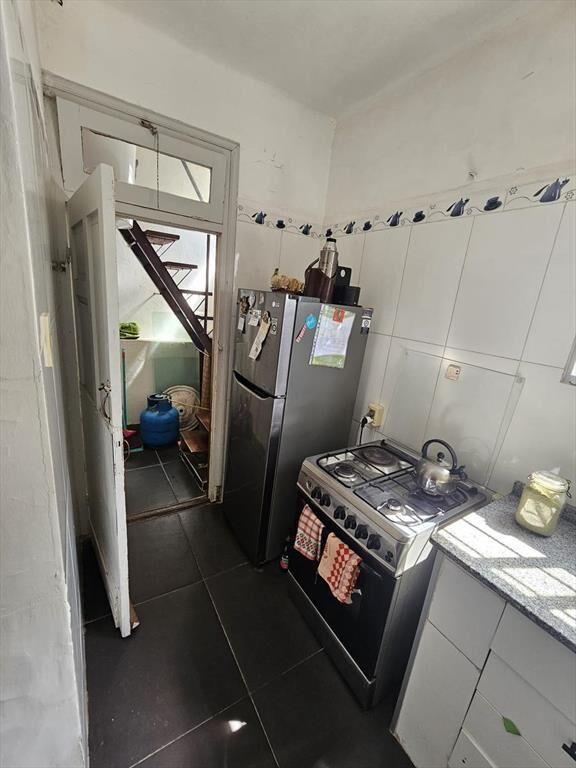 8 de octubre y Abreu, casa de altos, reciclada, 145 m2 !!