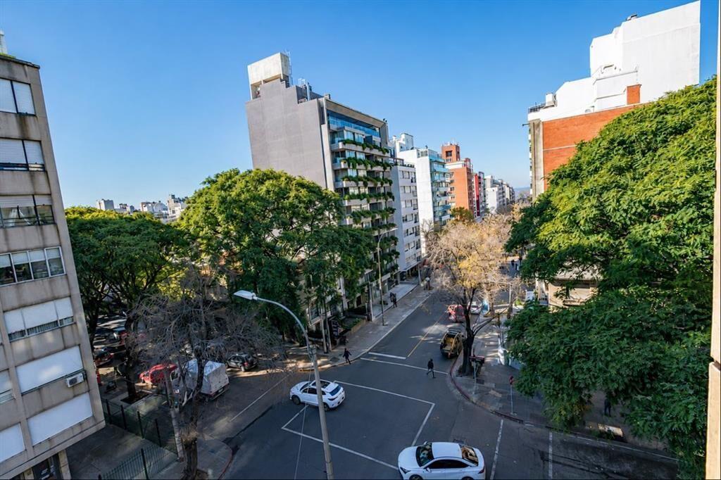 VENTA APARTAMENTO PUNTA CARRETAS 2 DORMITORIOS, 2 BAÑOS Y G