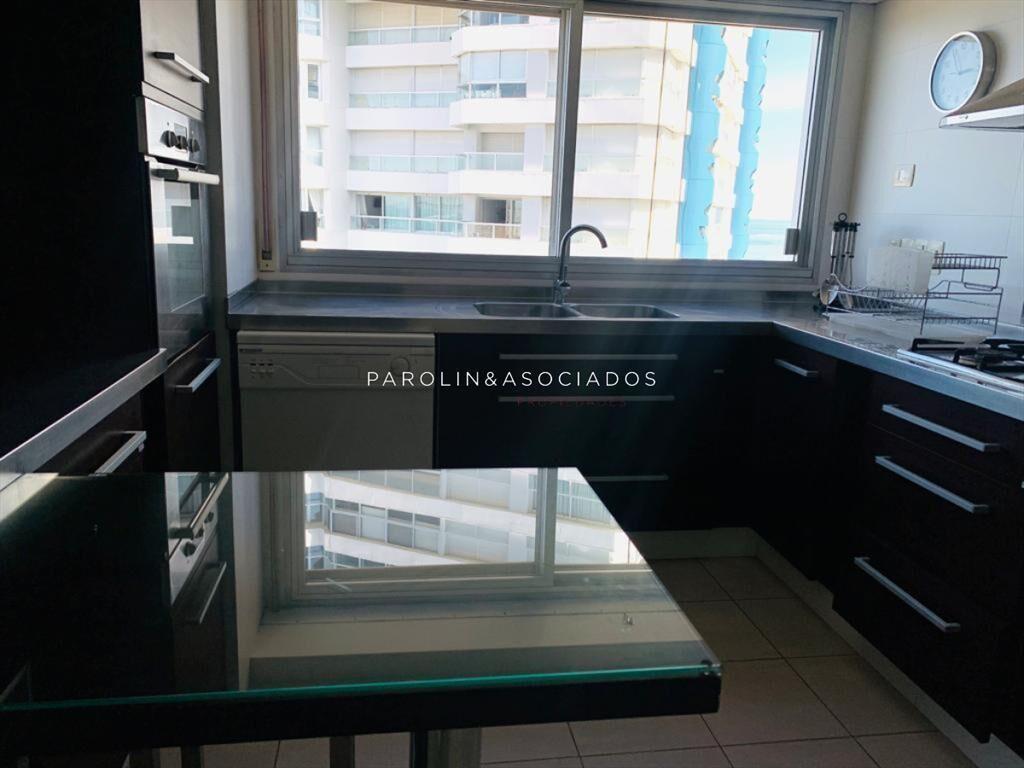 Apartamento en venta de 3 dormitorios en Torre