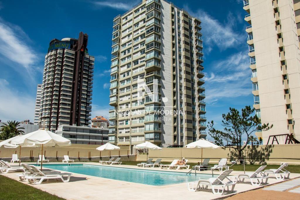 Departamento de 3 dormitorios en Torre Malecon